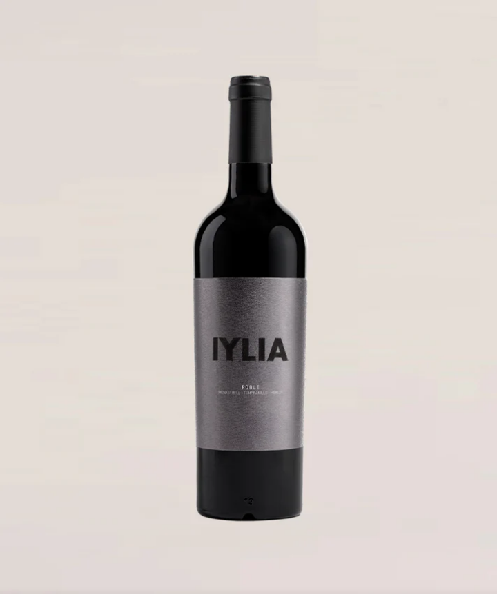 iylia roble red wine