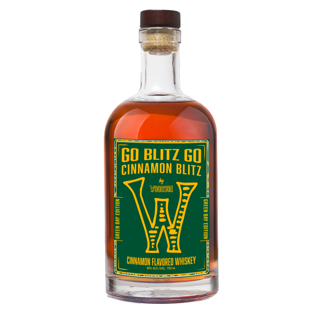 woodson go blitz go cinnamon whiskey – green bay edition, 750 ml bottle, front label
